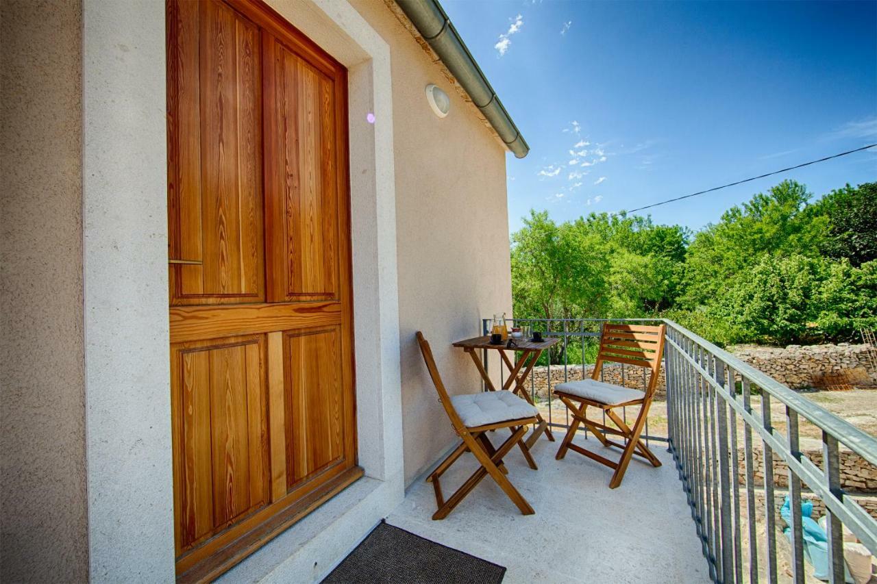 Betini Apartments - Authentic Island Escape Komiža المظهر الخارجي الصورة
